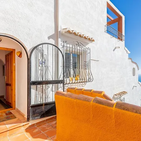 180-degrees Sea View With Pool Appartement