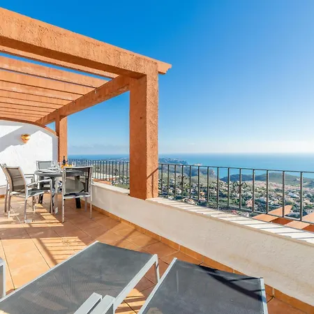 180-degrees Sea View With Pool *