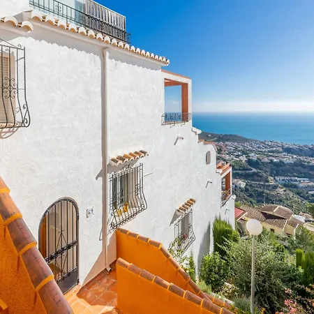 180-degrees Sea View With Pool *
