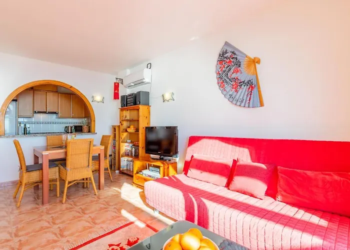 180-degrees Sea View With Pool Apartament