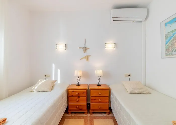180-degrees Sea View With Pool Apartament *